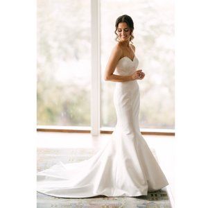 Robert Bullock Veronica Bridal Gown